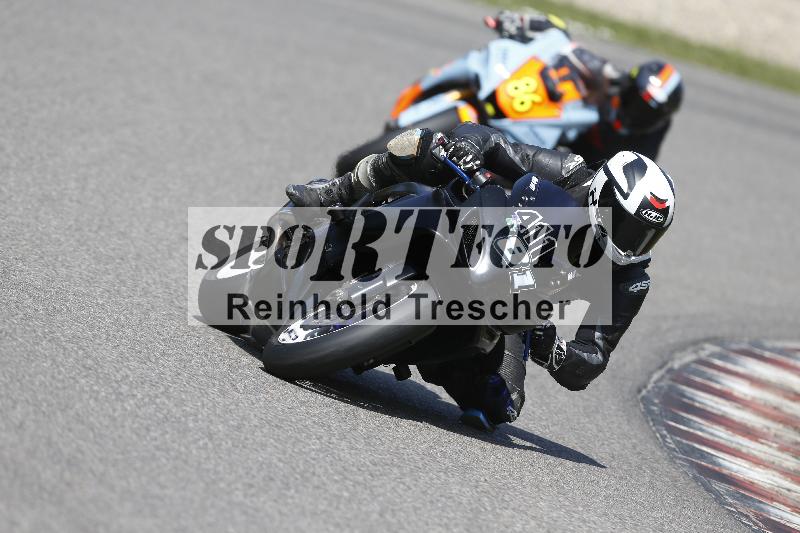 /45 10.08.2025 Plüss Moto Sport ADR/Freies Fahren/411